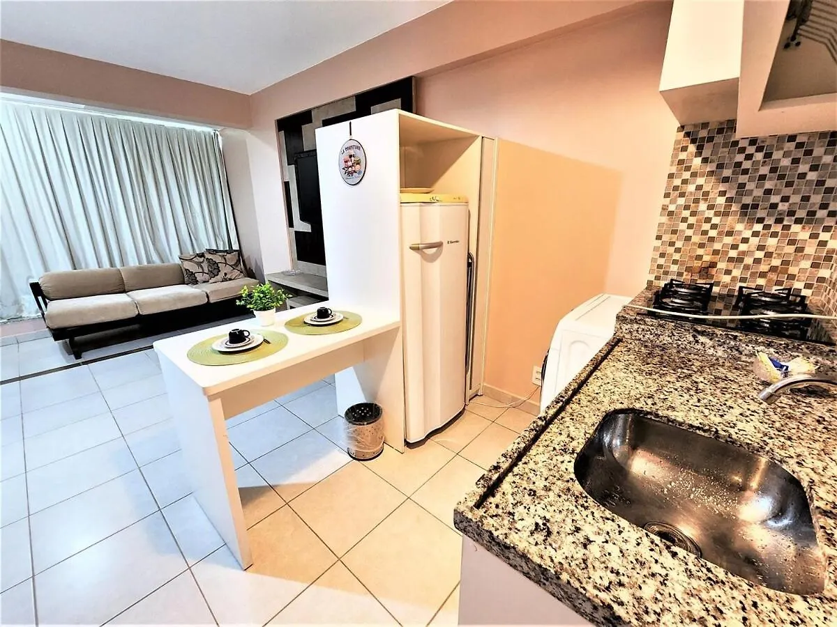 Bloco E, Apartamento 20 - Parque Norte Amplo, Aconchegante Brasilia Apartment
